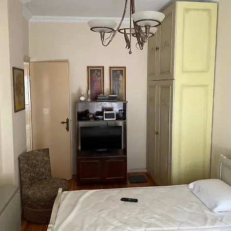Classic 60's Apartment
